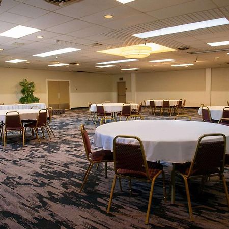 Quality Inn Льюисберг Экстерьер фото