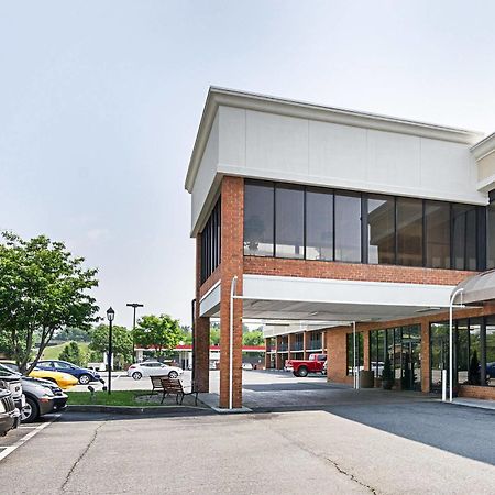 Quality Inn Льюисберг Экстерьер фото