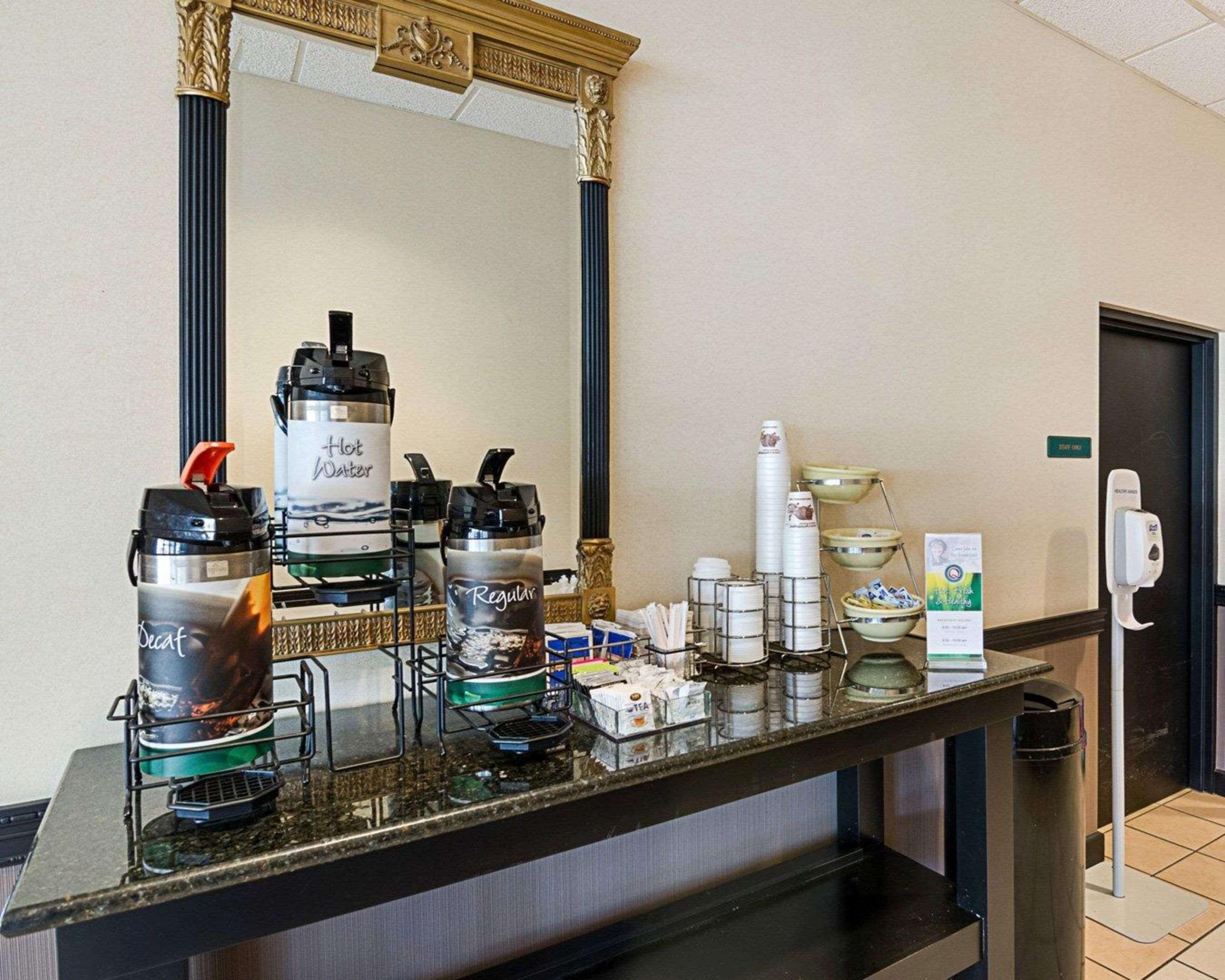 Quality Inn Льюисберг Экстерьер фото