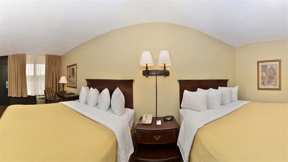 Quality Inn Льюисберг Экстерьер фото