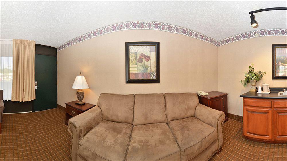 Quality Inn Льюисберг Экстерьер фото